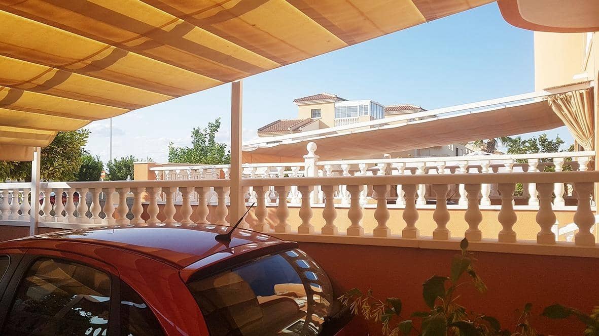 3 quarto Apartamento para venda em Torrevieja com piscina - 219 000 € (Ref: 9012283)