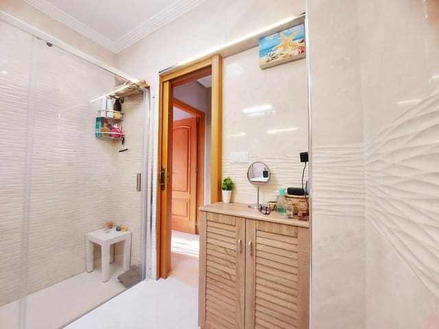 3 quarto Apartamento para venda em El Chaparral - La Siesta - La Torreta, Torrevieja com piscina - 219 000 € (Ref: 9012283)