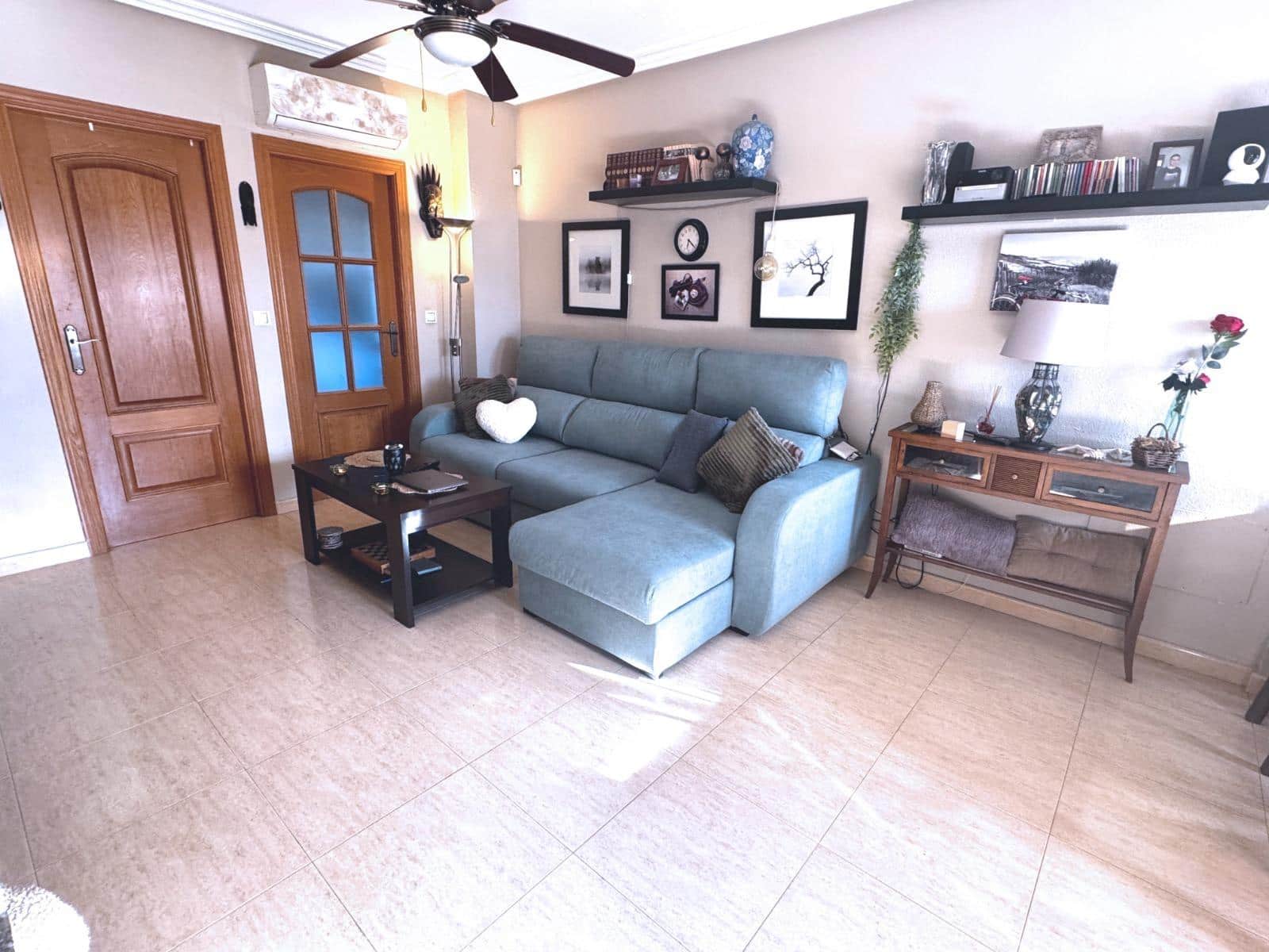 3 quarto Apartamento para venda em Torrevieja com piscina - 219 000 € (Ref: 9012283)