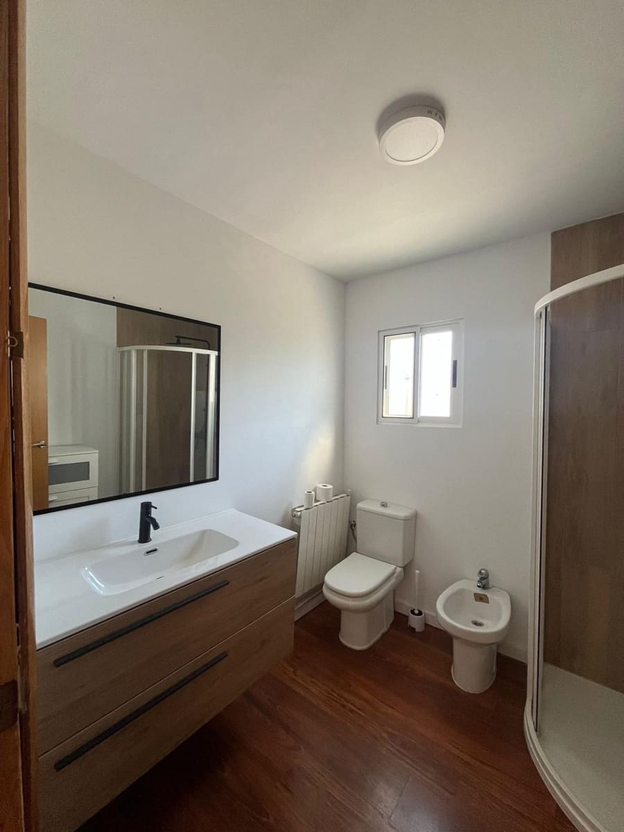 4 soveværelse Semi-Rækkehus til salg i Los Balcones med swimmingpool garage - € 335.000 (Ref: 9012286)