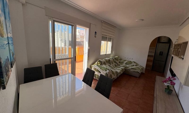 2 soverom Leilighet til salgs i Torrevieja med garasje - € 158 990 (Ref: 9017340)