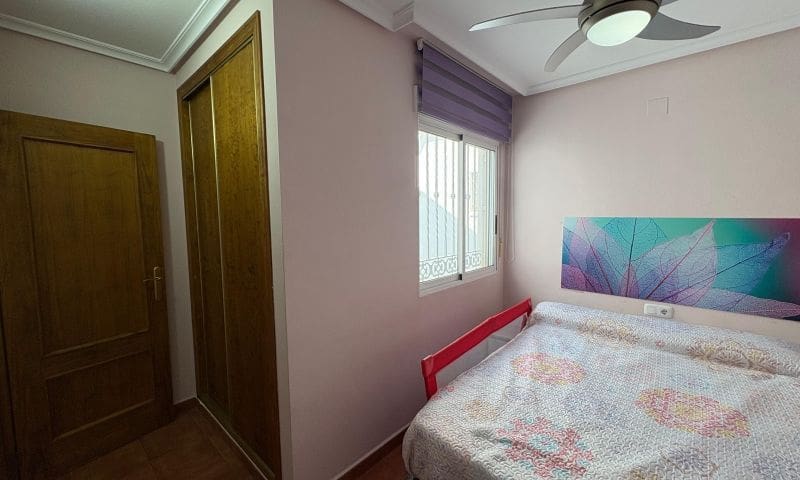 2 soverom Leilighet til salgs i Torrevieja med garasje - € 158 990 (Ref: 9017340)