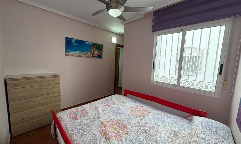 2 soverom Leilighet til salgs i Torrevieja med garasje - € 158 990 (Ref: 9017340)