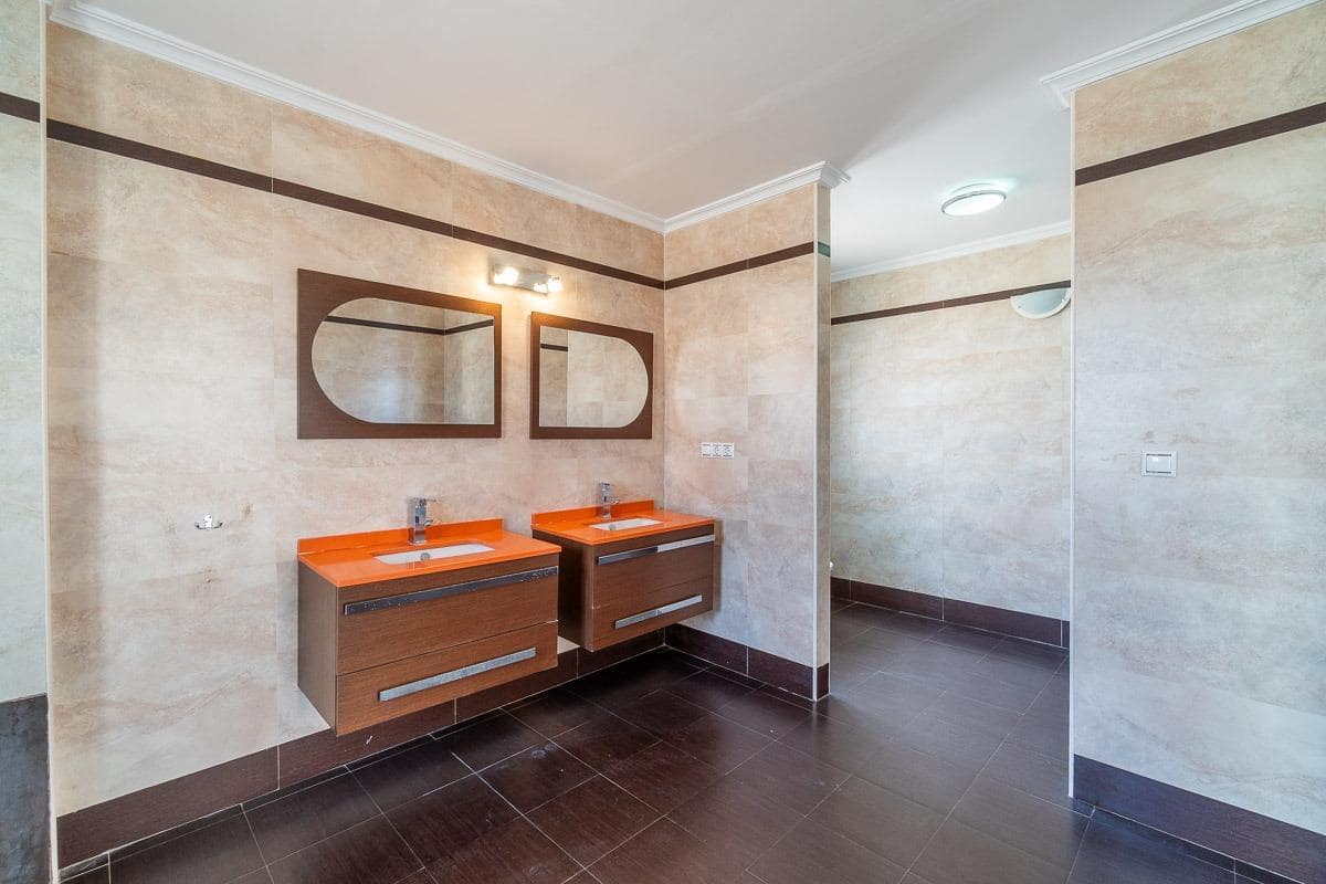 6 soverom Villa til salgs i Aguas Nuevas med svømmebasseng garasje - € 750 000 (Ref: 9020731)