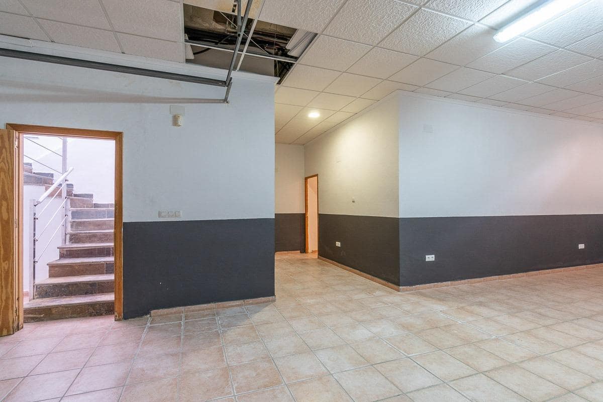 6 soverom Villa til salgs i Aguas Nuevas med svømmebasseng garasje - € 750 000 (Ref: 9020731)