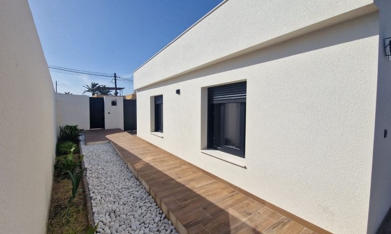 3 soveværelse Villa til salg i Cabo Roig med swimmingpool - € 529.995 (Ref: 9020734)