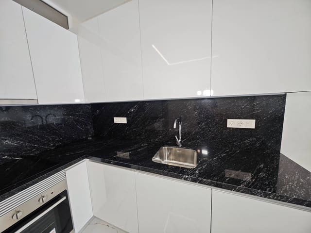 2 soverom Leilighet til salgs i Playa del Cura, Torrevieja - € 265 000 (Ref: 9023779)