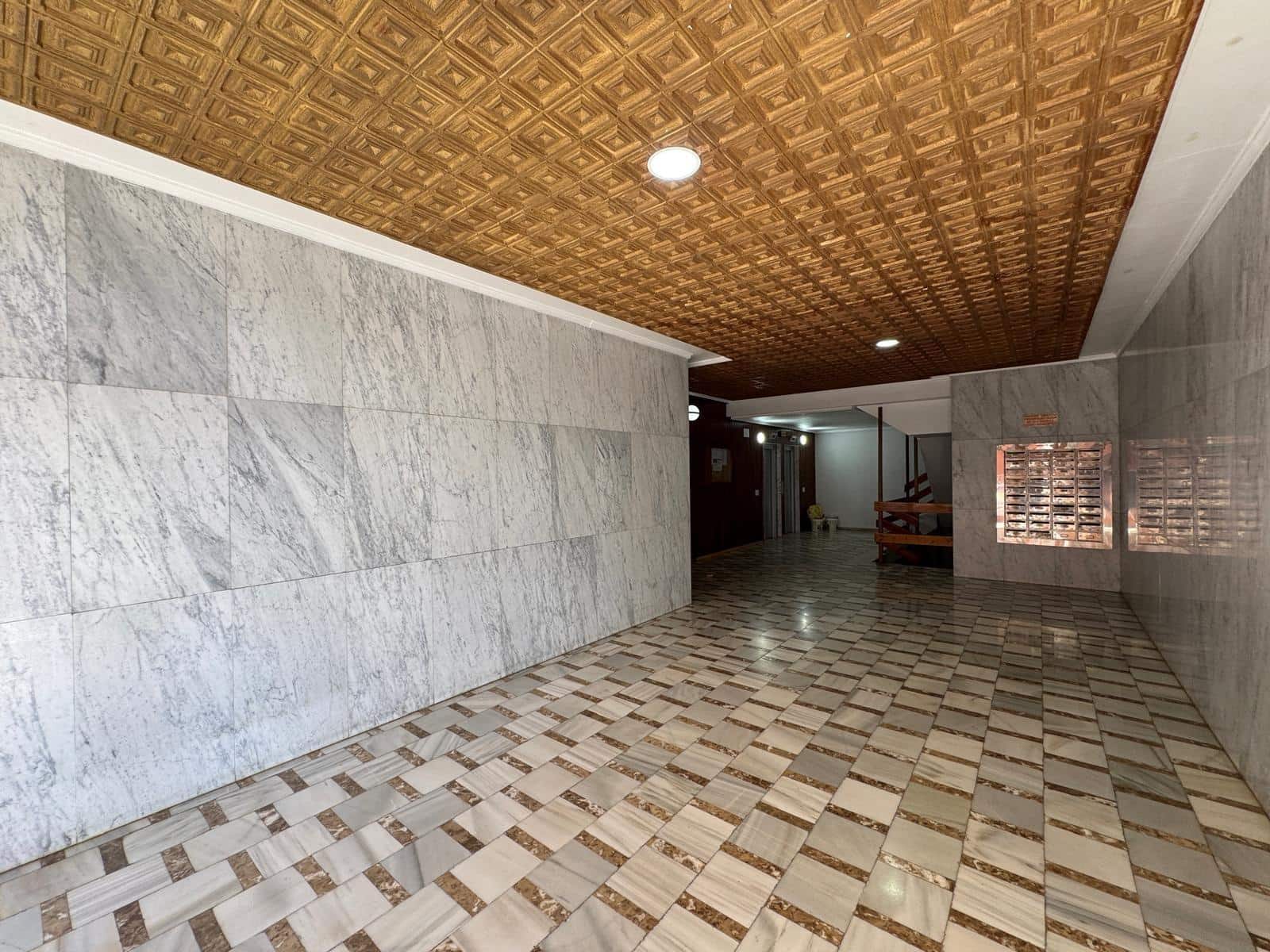 Apartamento de 3 habitaciones en Torrevieja en venta con piscina - 320.000 € (Ref: 9023780)