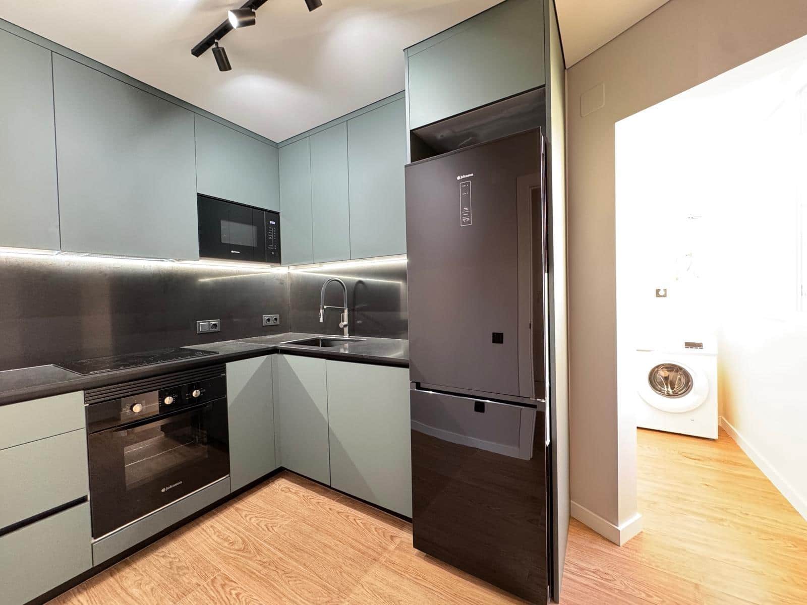 Apartamento de 3 habitaciones en Torrevieja en venta con piscina - 320.000 € (Ref: 9023780)