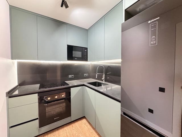 Apartamento de 3 habitaciones en Playa del Acequión, Torrevieja en venta con piscina - 320.000 € (Ref: 9023780)