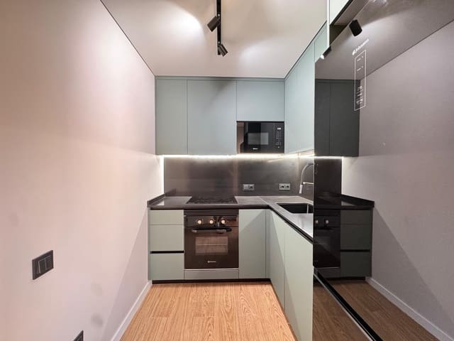 Apartamento de 3 habitaciones en Playa del Acequión, Torrevieja en venta con piscina - 320.000 € (Ref: 9023780)