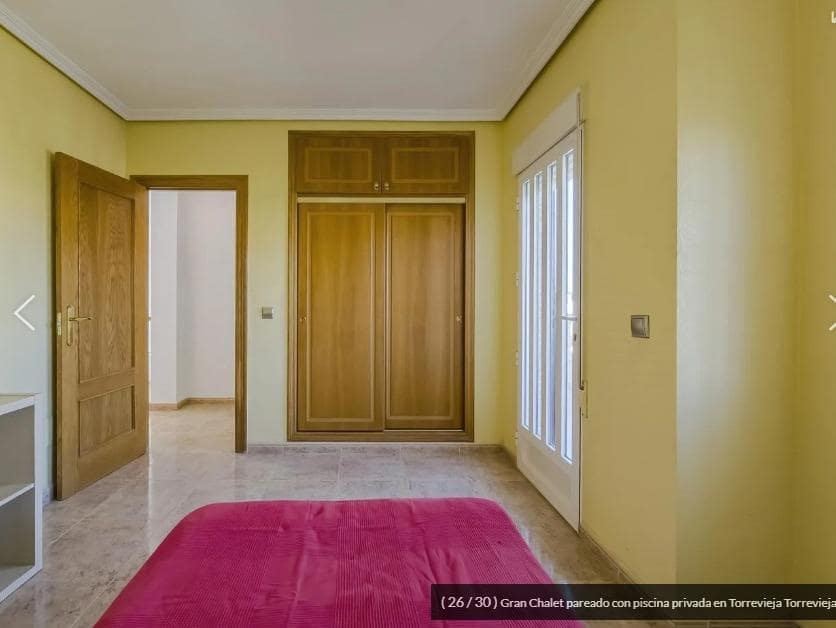 3 quarto Moradia em Banda para venda em Aguas Nuevas com piscina garagem - 400 000 € (Ref: 9025352)