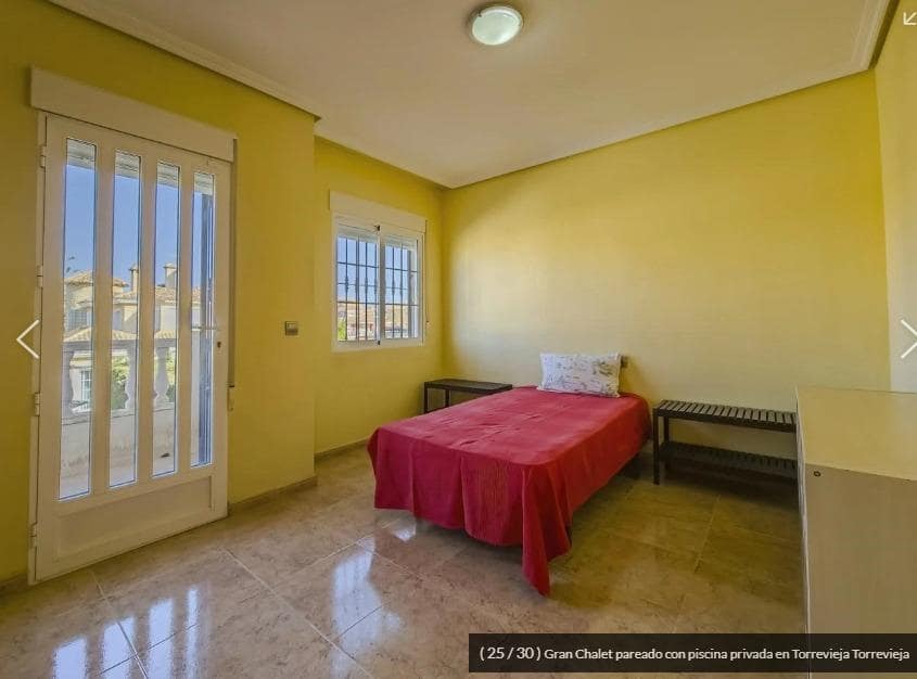 3 quarto Moradia em Banda para venda em Aguas Nuevas com piscina garagem - 400 000 € (Ref: 9025352)