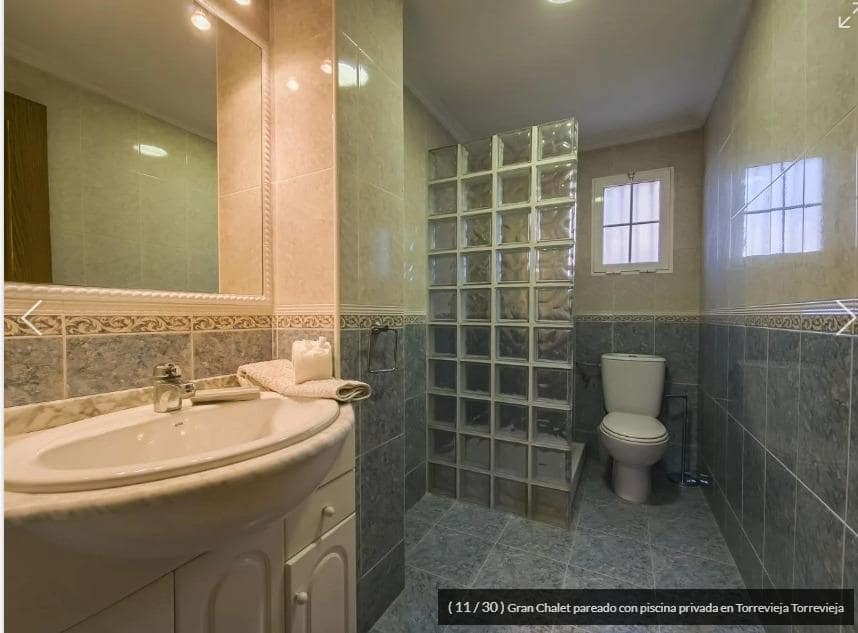 3 quarto Moradia em Banda para venda em Aguas Nuevas com piscina garagem - 400 000 € (Ref: 9025352)