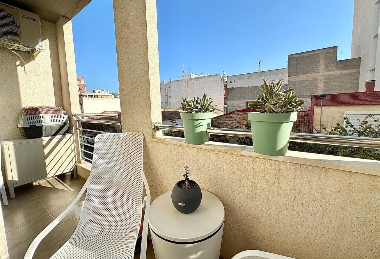 1 soverom Leilighet til salgs i Torrevieja - € 149 900 (Ref: 9035946)