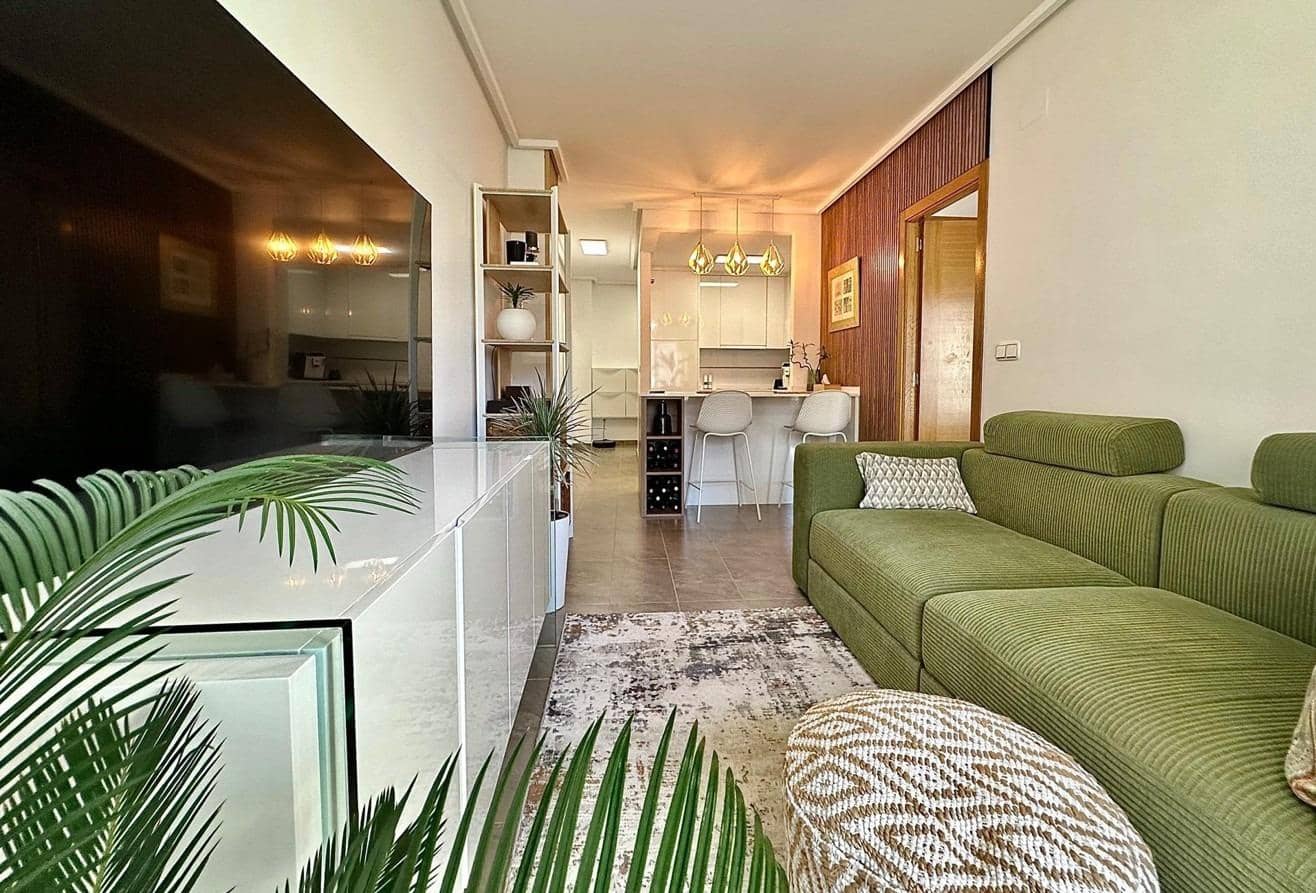 1 soverom Leilighet til salgs i Torrevieja - € 149 900 (Ref: 9035946)