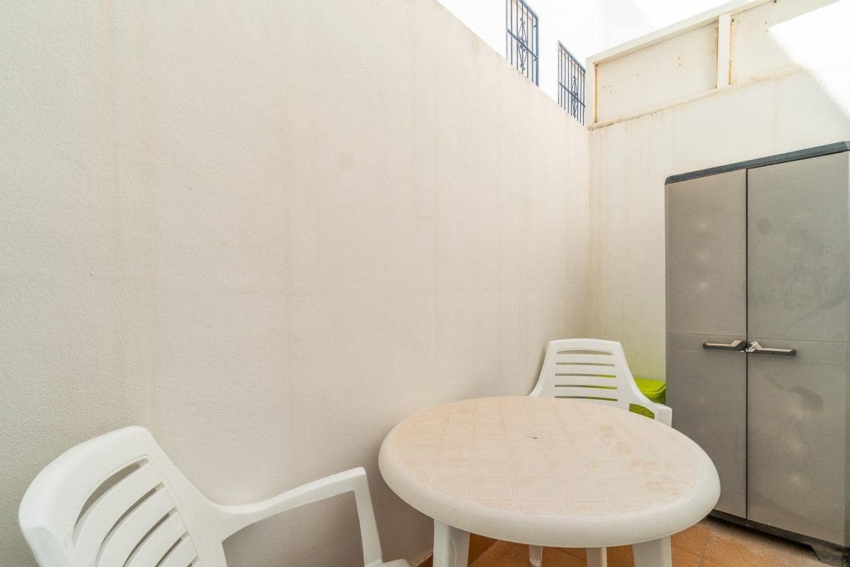 2 soveværelse Bungalow til salg i La Florida med swimmingpool - € 149.900 (Ref: 9037952)