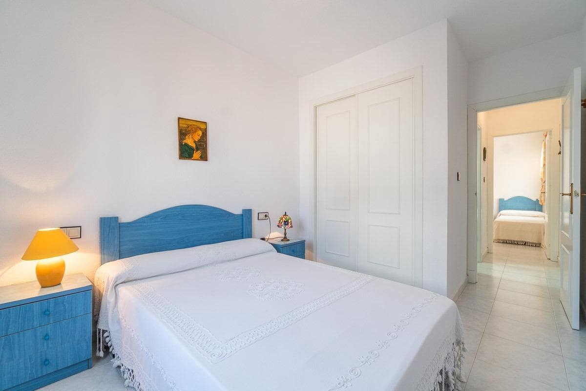 2 soveværelse Bungalow til salg i La Florida med swimmingpool - € 149.900 (Ref: 9037952)