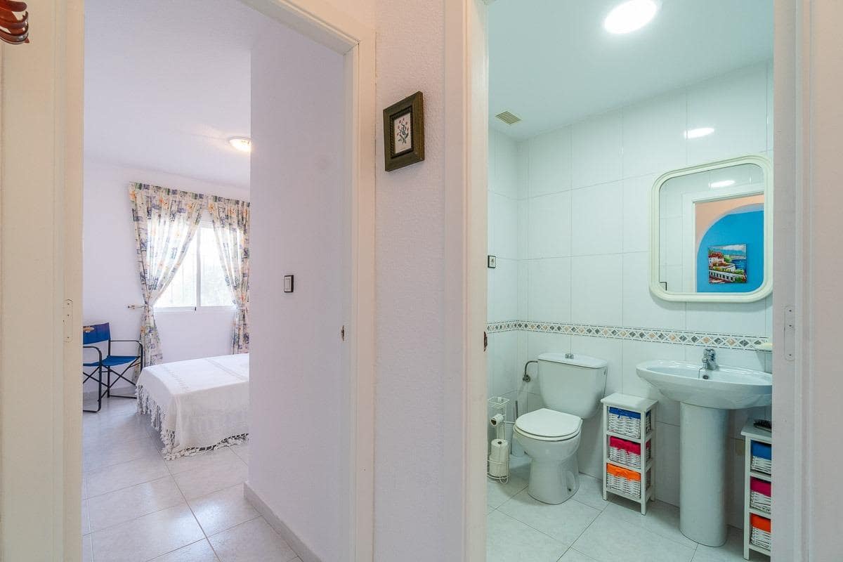 2 soveværelse Bungalow til salg i La Florida med swimmingpool - € 149.900 (Ref: 9037952)