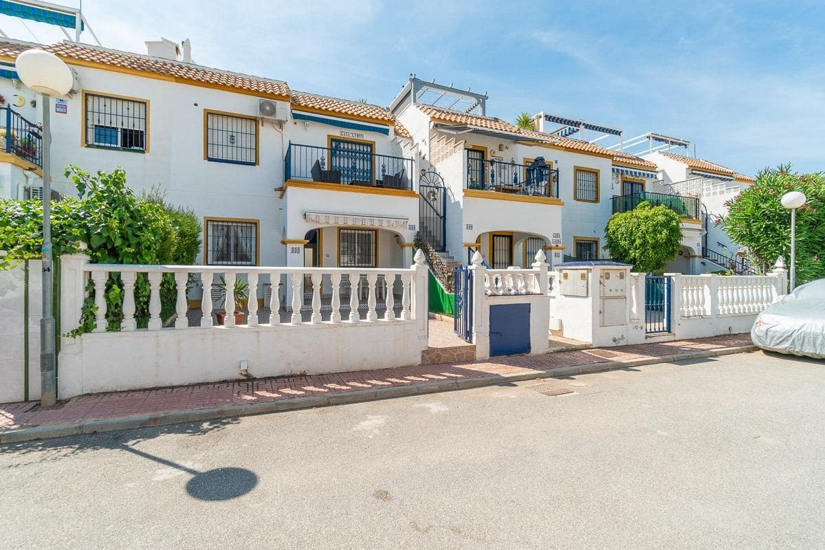 2 soveværelse Bungalow til salg i La Florida med swimmingpool - € 149.900 (Ref: 9037952)