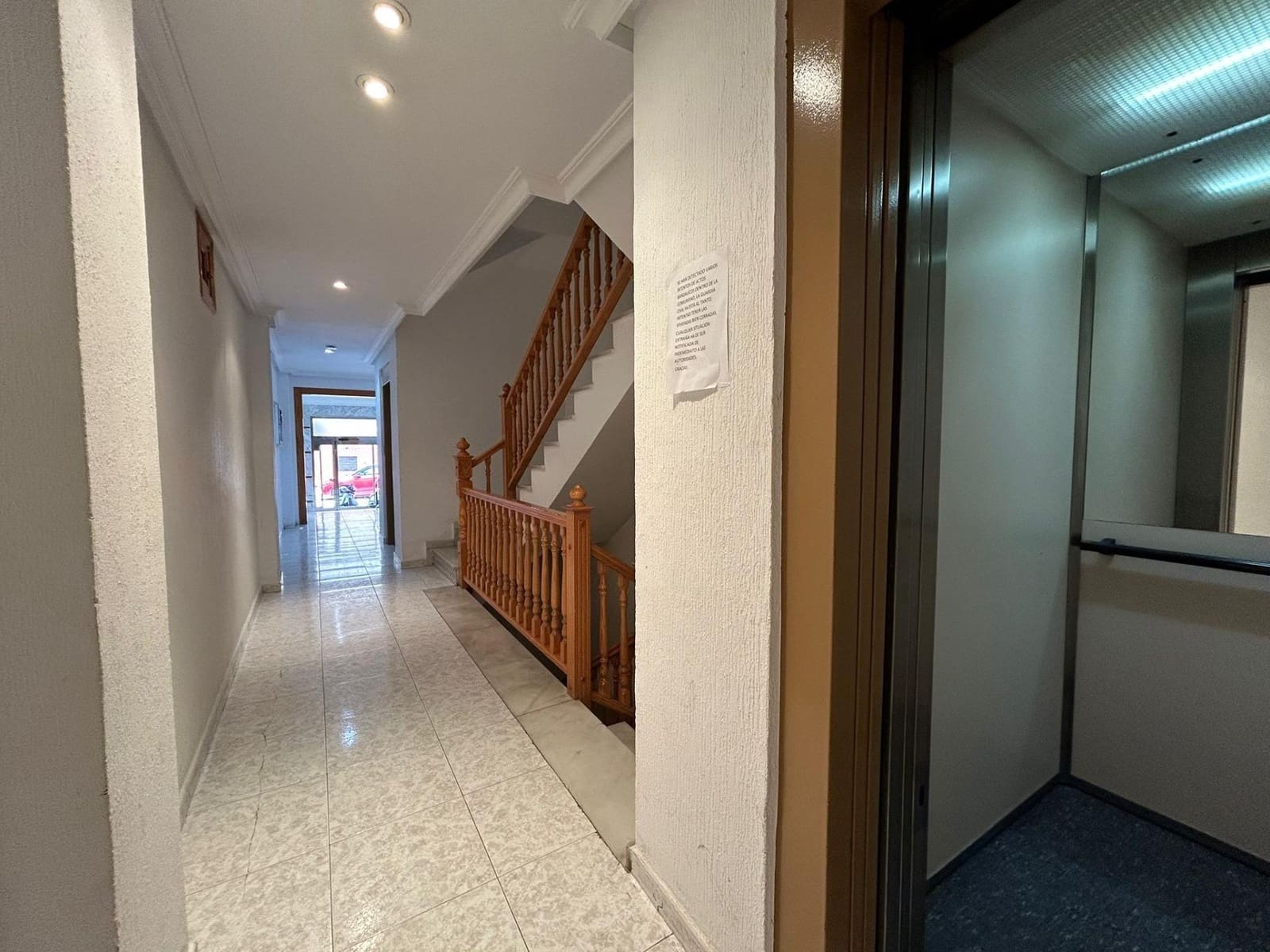 Apartamento de 2 habitaciones en Torrevieja en venta - 157.900 € (Ref: 9057791)