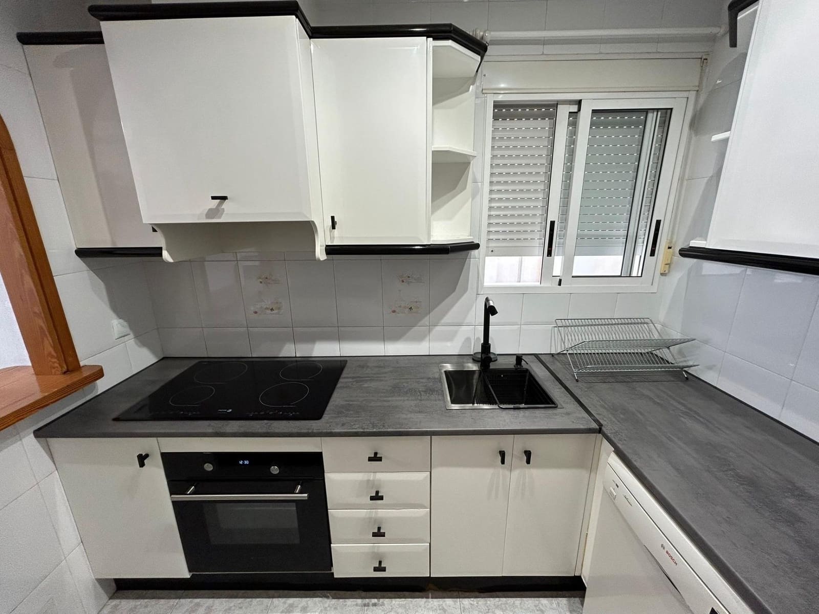 Apartamento de 2 habitaciones en Torrevieja en venta - 157.900 € (Ref: 9057791)