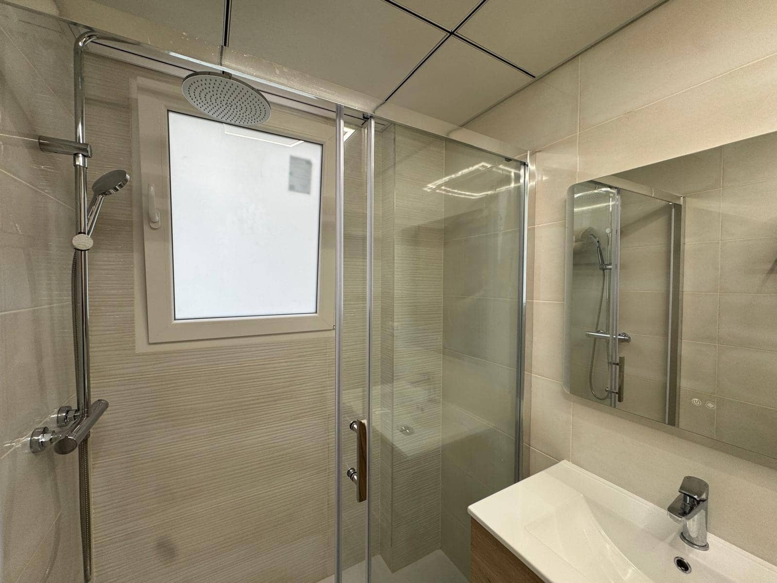 3 makuuhuone Huoneisto myytävänä paikassa Torrevieja - 280 000 € (Ref: 9059619)