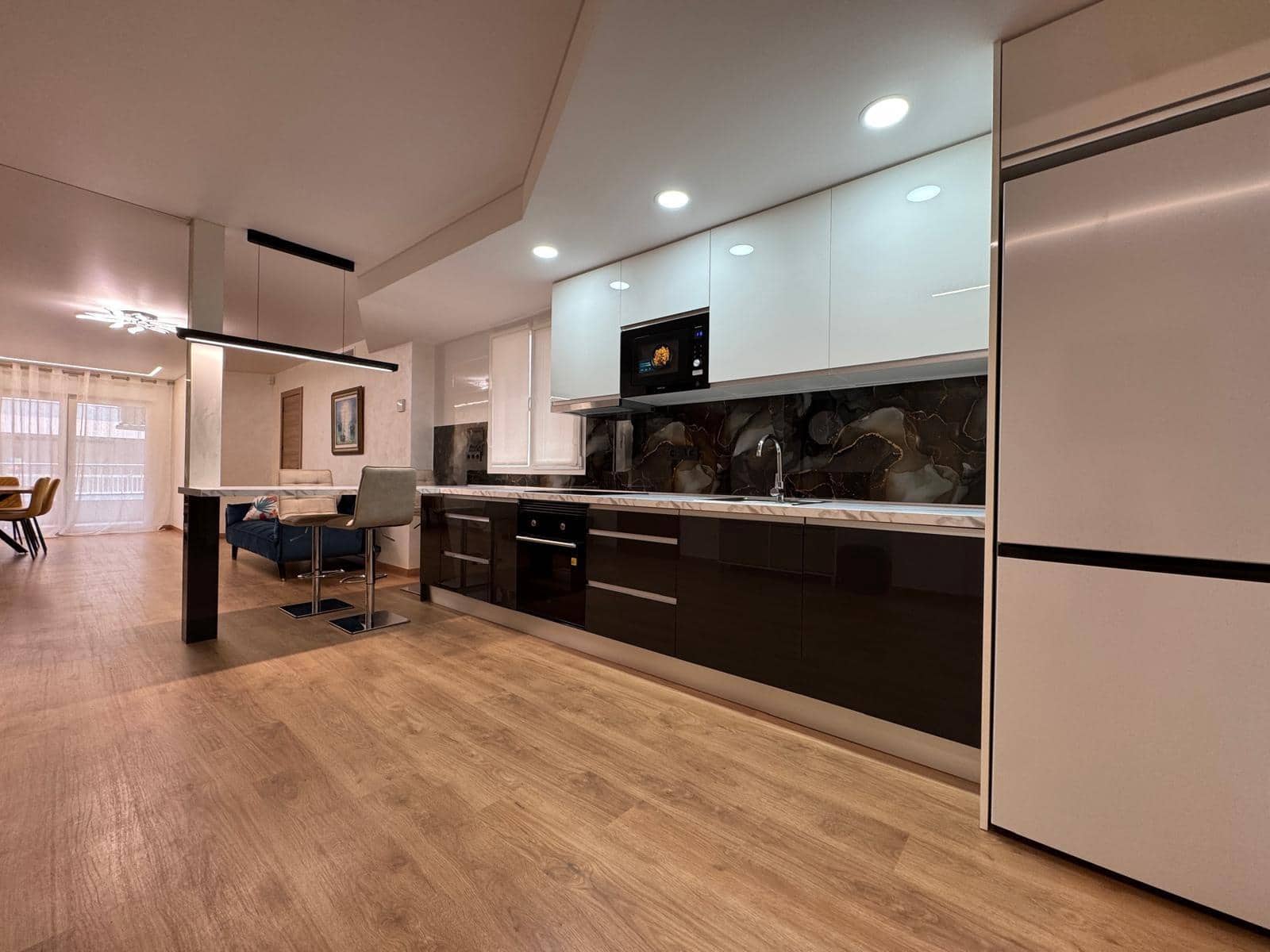 3 makuuhuone Huoneisto myytävänä paikassa Torrevieja - 280 000 € (Ref: 9059619)