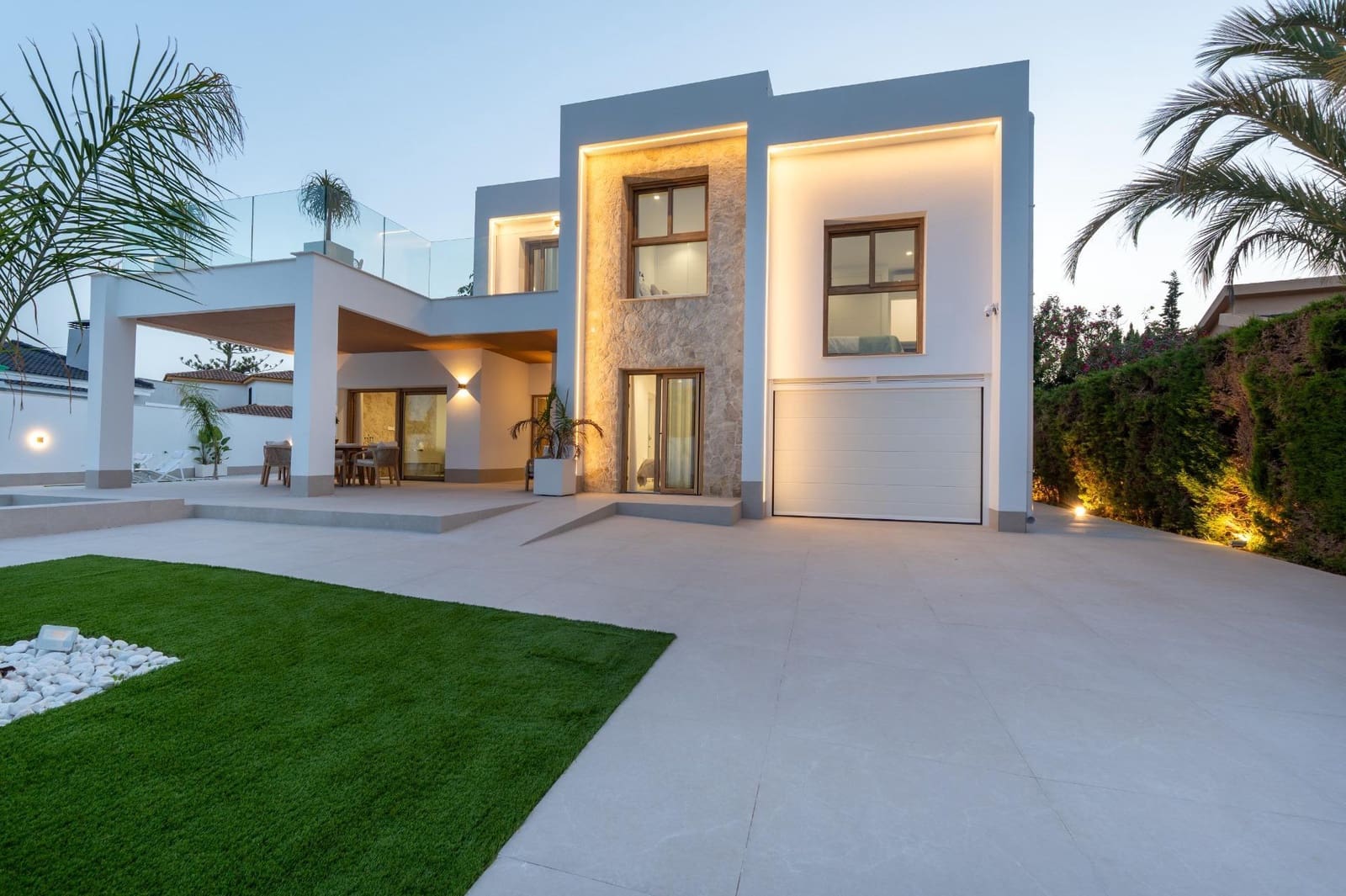 4 bedroom Villa for sale in Campoamor - € 1,350,000 (Ref: 9076309)