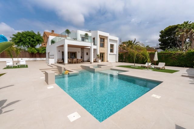4 bedroom Villa for sale in Campoamor, Orihuela - € 1,350,000 (Ref: 9076309)