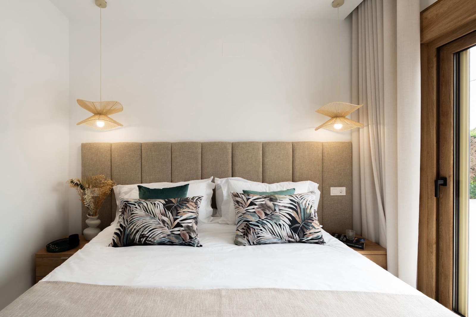 4 bedroom Villa for sale in Campoamor - € 1,350,000 (Ref: 9076309)