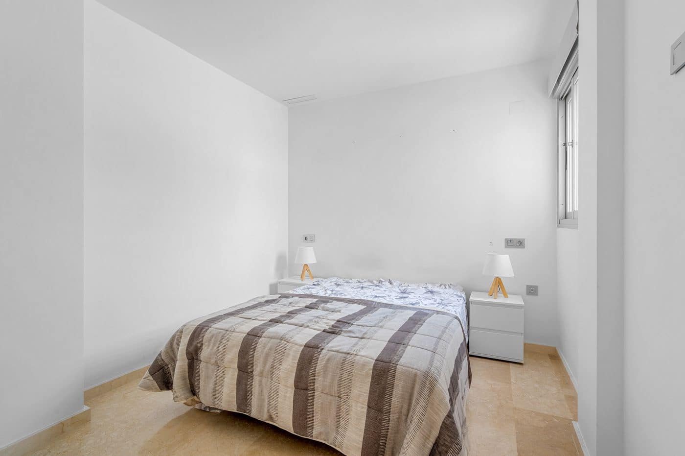 2 Zimmer Apartment zu verkaufen in Orihuela Costa mit Pool Garage - 174.900 € (Ref: 9076312)