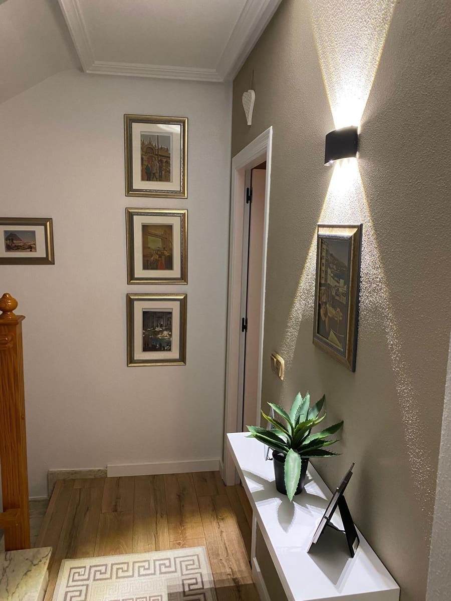 Chalet de 2 habitaciones en Orihuela Costa en venta con piscina - 285.000 € (Ref: 9076314)