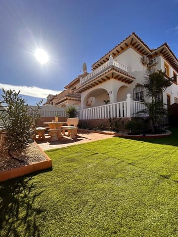 Chalet de 2 habitaciones en Lomas de Cabo Roig - Los Dolses, Orihuela en venta con piscina - 285.000 € (Ref: 9076314)