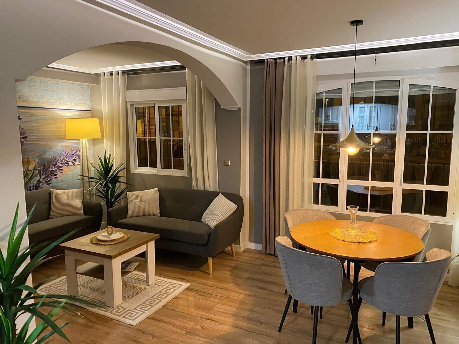 Chalet de 2 habitaciones en Orihuela Costa en venta con piscina - 285.000 € (Ref: 9076314)