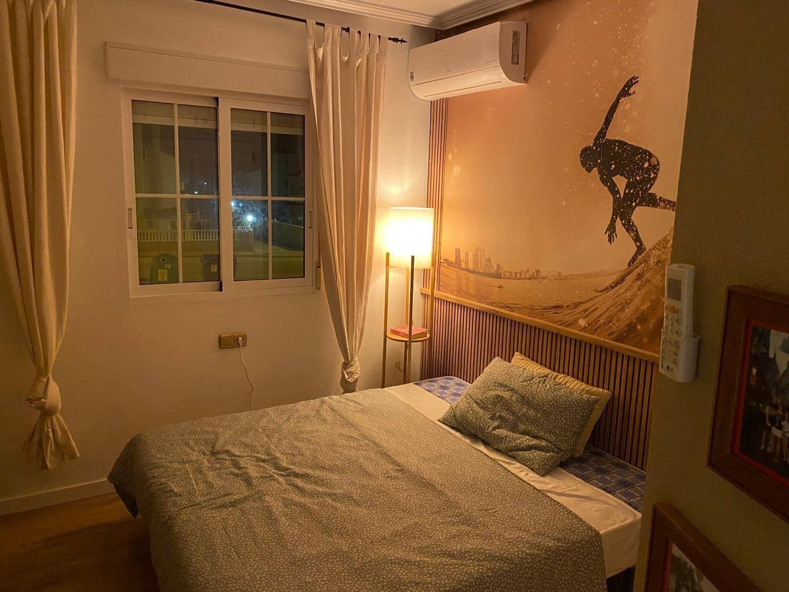 Chalet de 2 habitaciones en Orihuela Costa en venta con piscina - 285.000 € (Ref: 9076314)