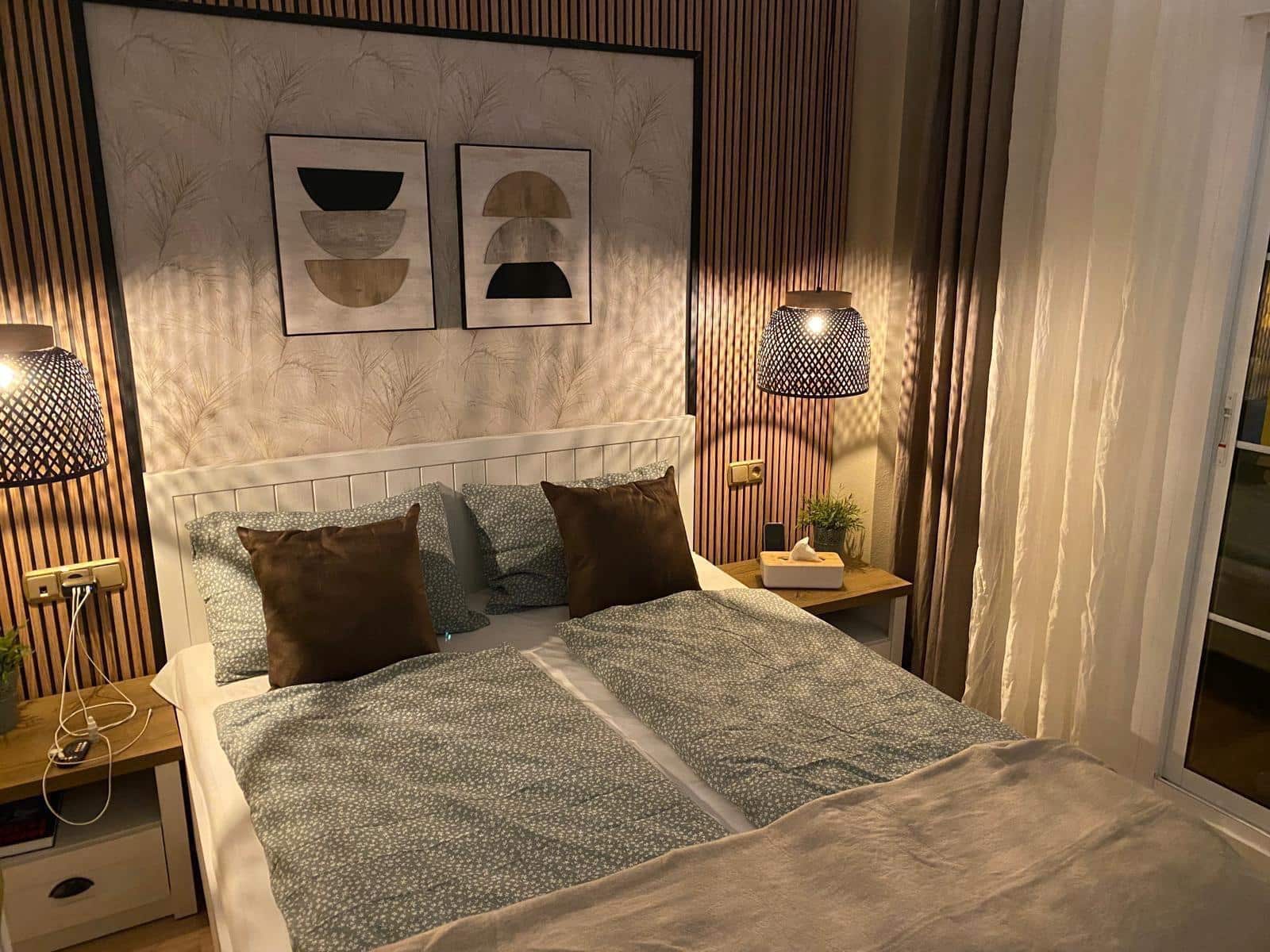 Chalet de 2 habitaciones en Orihuela Costa en venta con piscina - 285.000 € (Ref: 9076314)