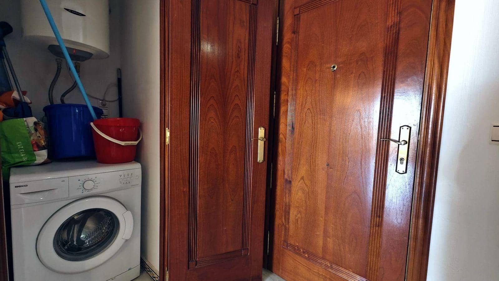 2 soveværelse Lejlighed til salg i Torrevieja med swimmingpool - € 199.900 (Ref: 9104810)