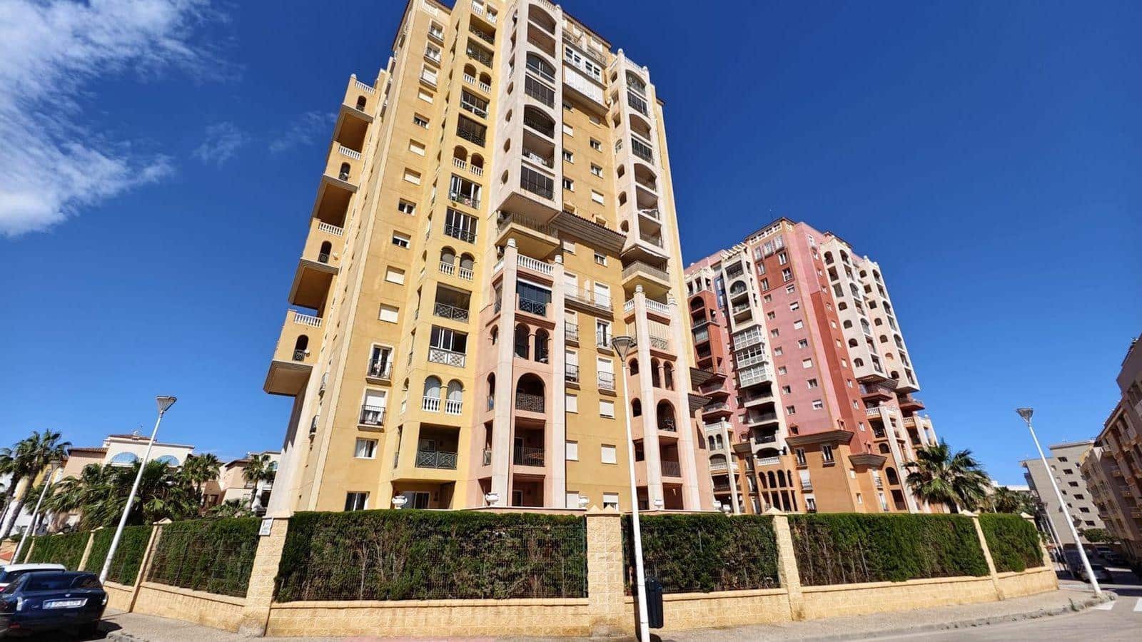 2 soveværelse Lejlighed til salg i Torrevieja med swimmingpool - € 199.900 (Ref: 9104810)