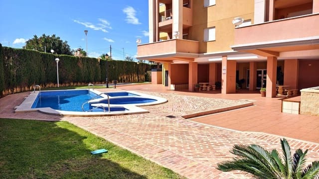 2 makuuhuone Huoneisto myytävänä paikassa Los Frutales, Torrevieja mukana uima-altaan - 199 900 € (Ref: 9104810)