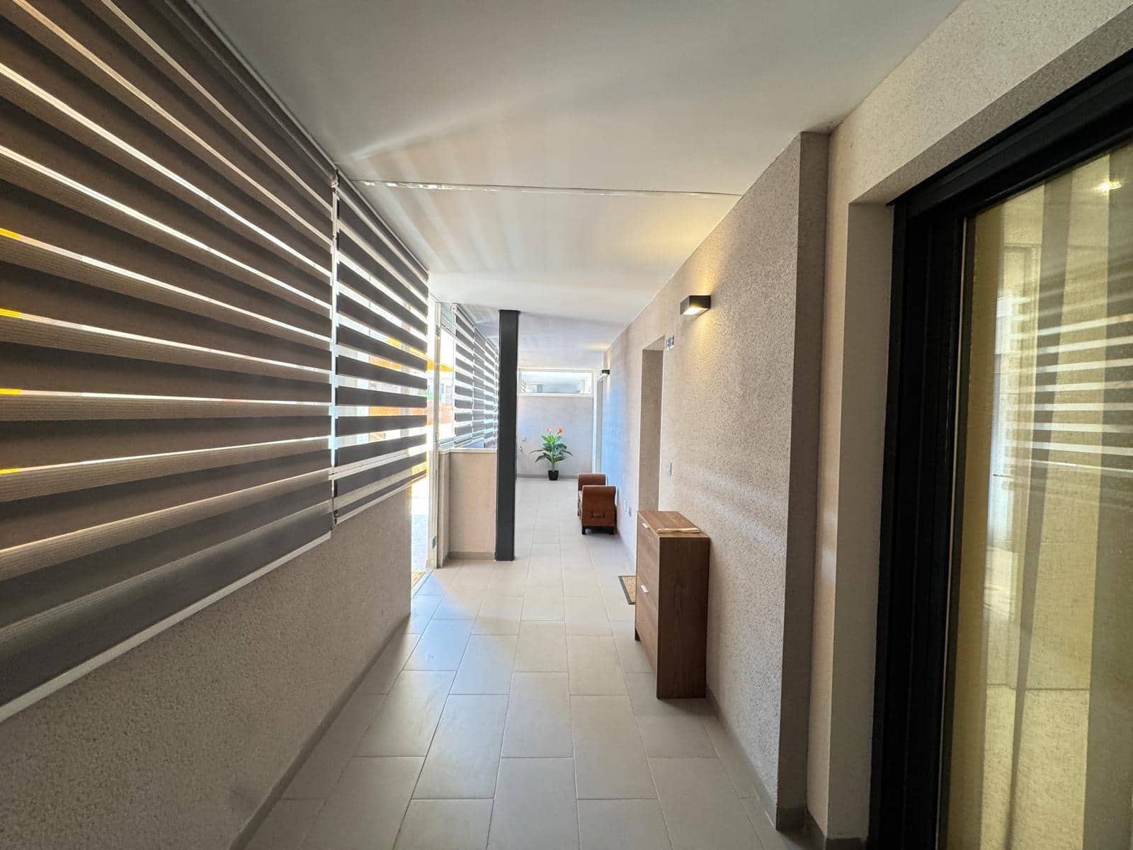 3 slaapkamer Appartement te koop in Torrevieja met zwembad - € 399.000 (Ref: 9104818)