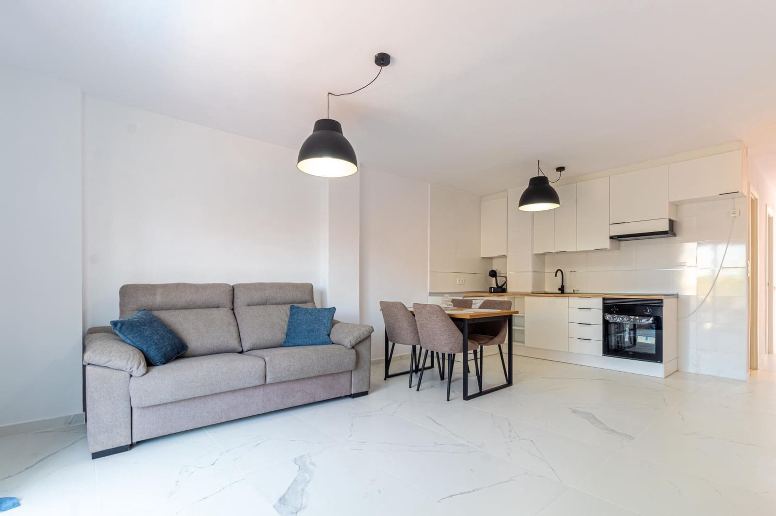 1 bedroom Apartment for sale in Punta Prima with pool - € 175,000 (Ref: 9106667)