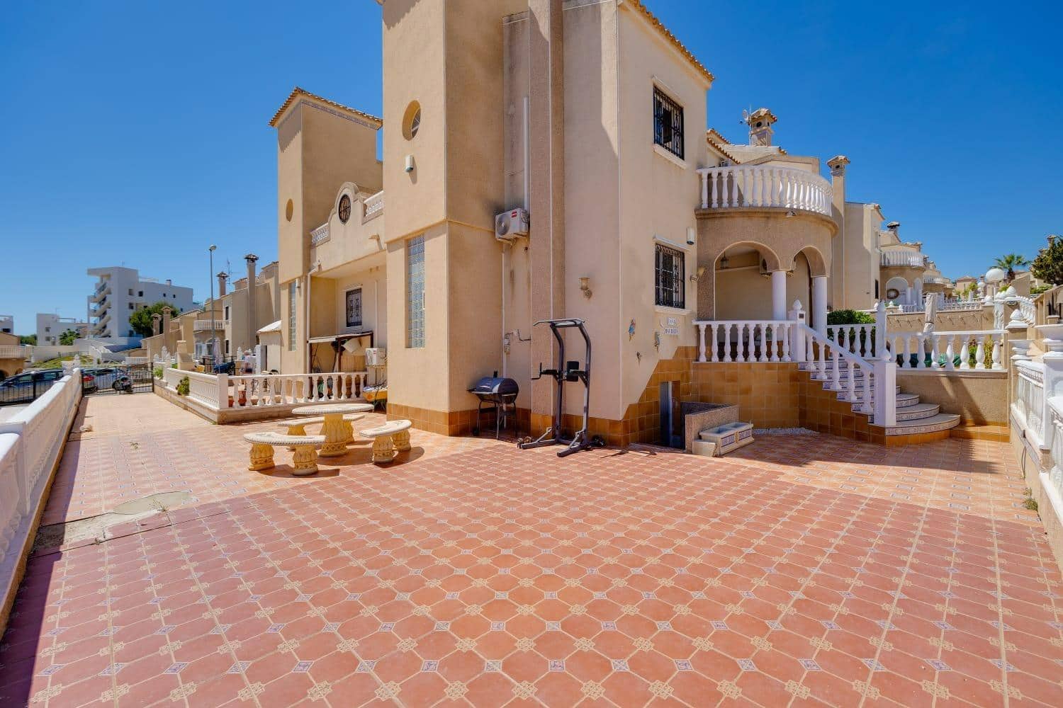 3 quarto Moradia para venda em Orihuela Costa com piscina - 225 000 € (Ref: 9116302)