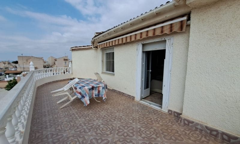 Chalet de 3 habitaciones en Ciudad Quesada en venta con piscina garaje - 375.000 € (Ref: 9116308)