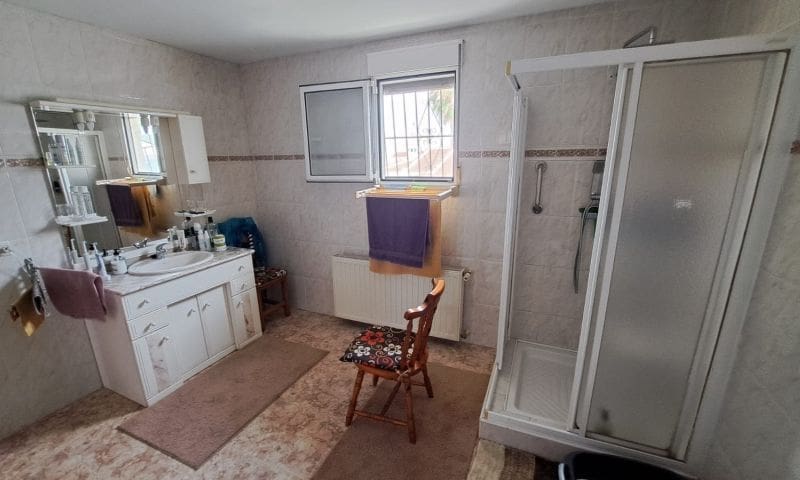 Chalet de 3 habitaciones en Ciudad Quesada en venta con piscina garaje - 375.000 € (Ref: 9116308)