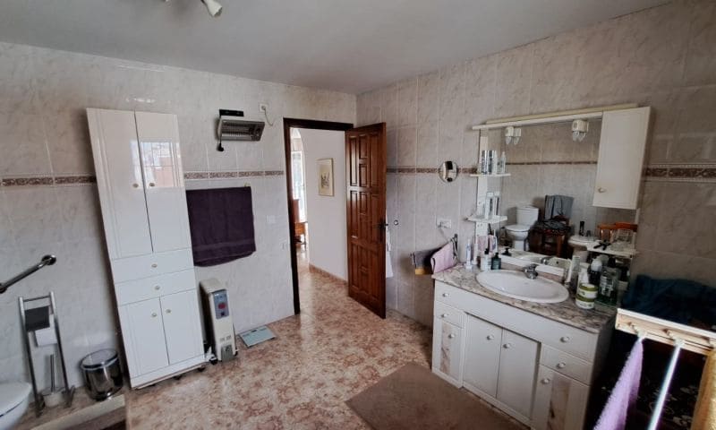 Chalet de 3 habitaciones en Ciudad Quesada en venta con piscina garaje - 375.000 € (Ref: 9116308)