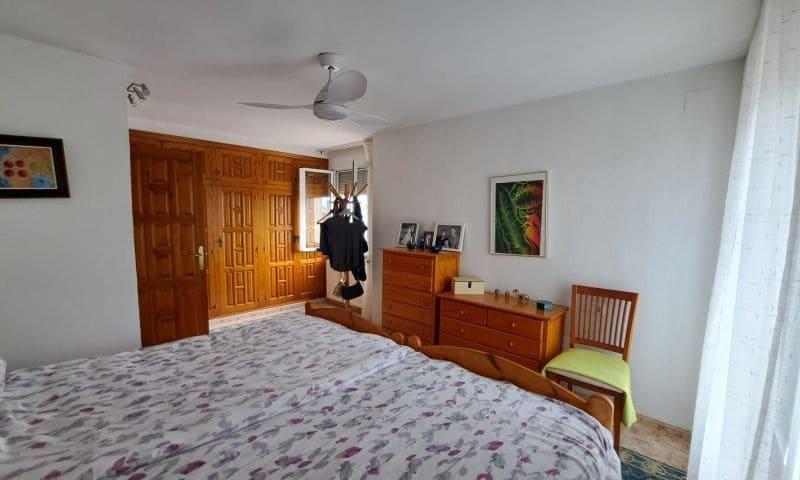 Chalet de 3 habitaciones en Ciudad Quesada en venta con piscina garaje - 375.000 € (Ref: 9116308)