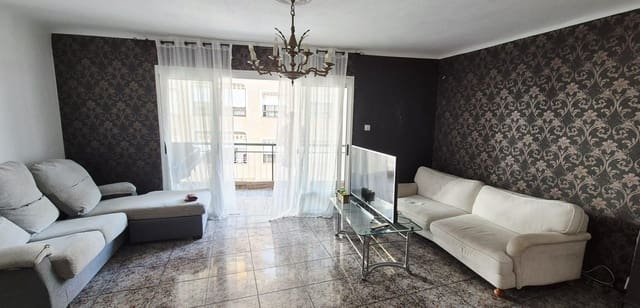 4 makuuhuone Huoneisto myytävänä paikassa Las Piscinas Naturales, Torrevieja - 137 990 € (Ref: 9116752)