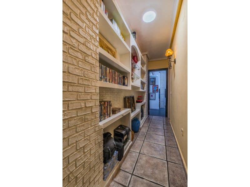 Piso de 3 habitaciones en Torrevieja en venta - 215.000 € (Ref: 9117047)