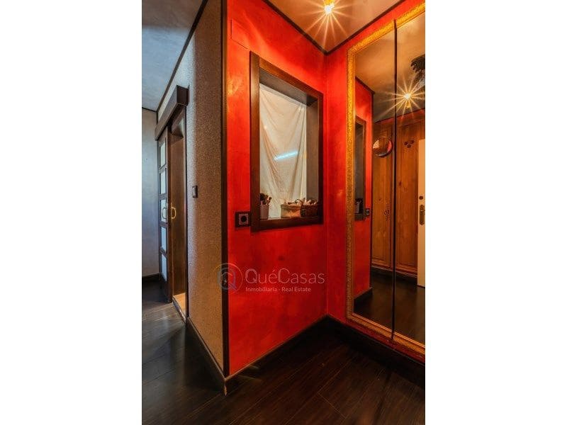 Piso de 3 habitaciones en Torrevieja en venta - 215.000 € (Ref: 9117047)